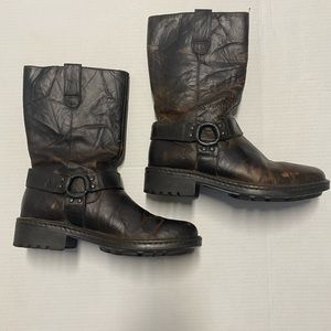 BORN Leather chunky boots